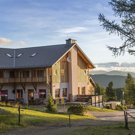Jufa Hotel Hochrindl Kültér fotó